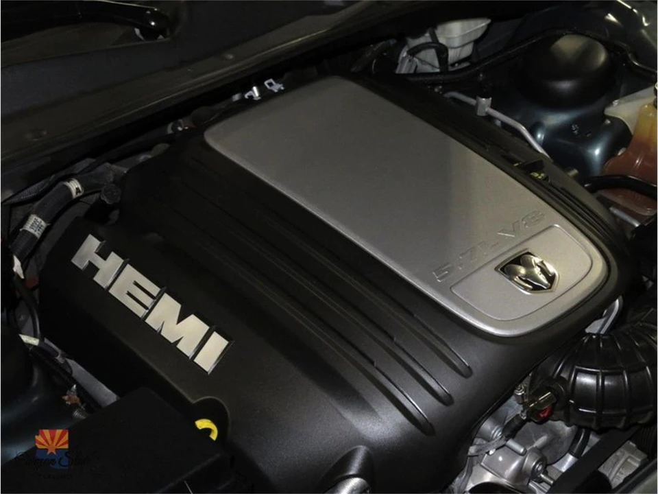 2005 Dodge Magnum 2nd Gen Wagon - Image 6 of 31