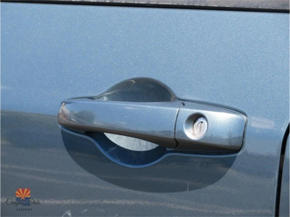 2005 Dodge Magnum 2nd Gen Wagon - Image 28 of 31