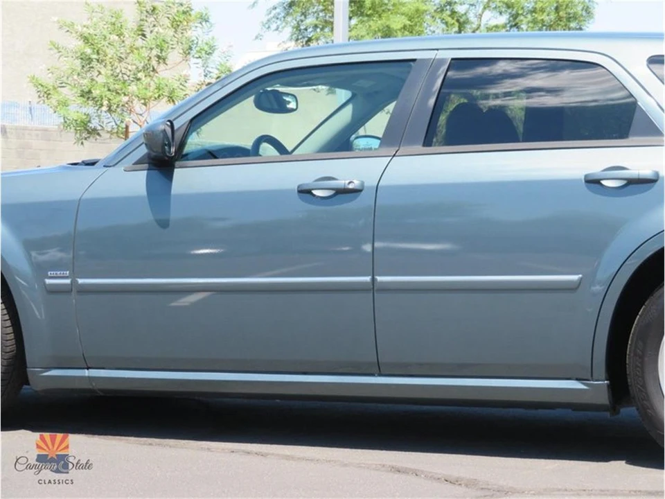 2005 Dodge Magnum 2nd Gen Wagon - Image 20 of 31