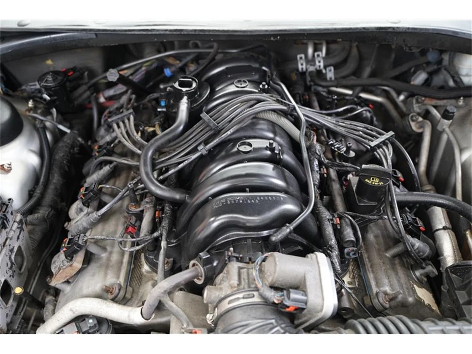 2005 Dodge Magnum 2nd Gen Wagon - Image 18 of 31