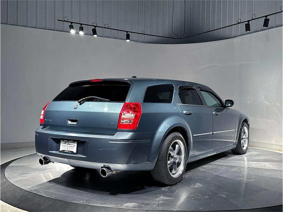 2005 Dodge Magnum 2nd Gen Wagon - Image 25 of 31