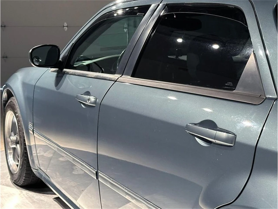2005 Dodge Magnum 2nd Gen Wagon - Image 10 of 31