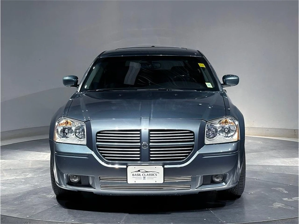 2005 Dodge Magnum 2nd Gen Wagon - Image 3 of 31