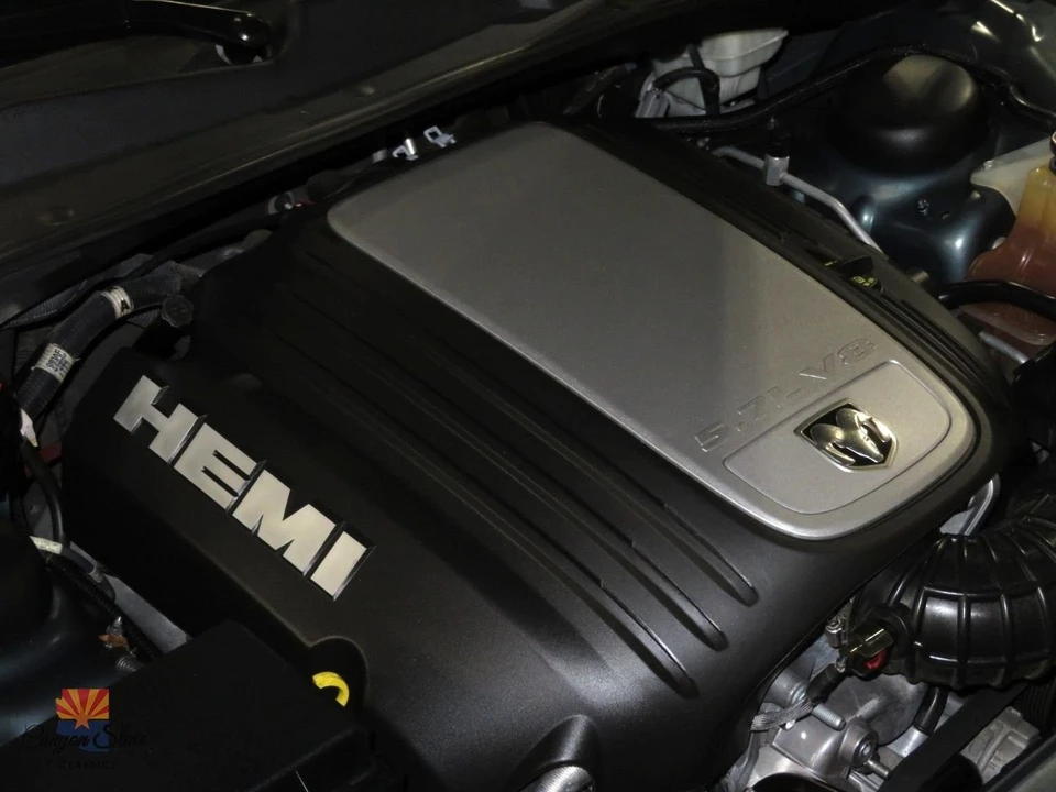 2005 Dodge Magnum 2nd Gen Wagon - Image 6 of 31