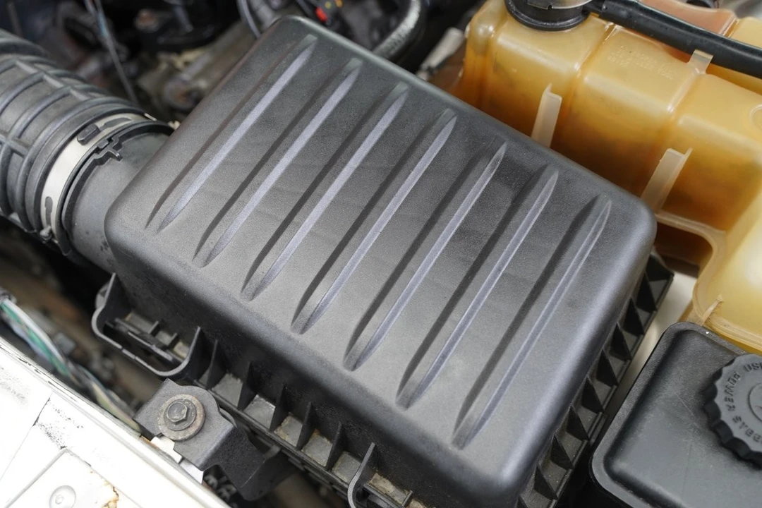 2005 Dodge Magnum 2nd Gen Wagon - Image 26 of 31