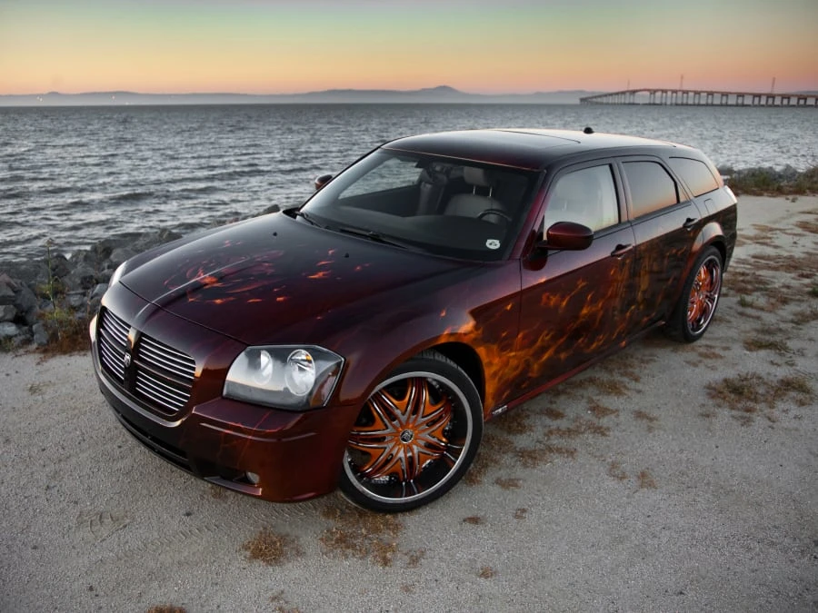2005 Dodge Magnum 2nd Gen Wagon - Image 7 of 8