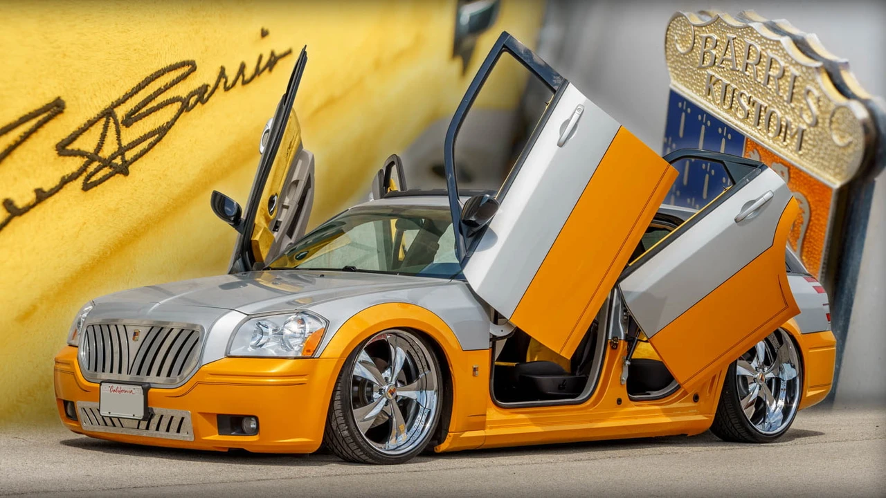 2005 Dodge Magnum 2nd Gen Wagon - Image 16 of 22
