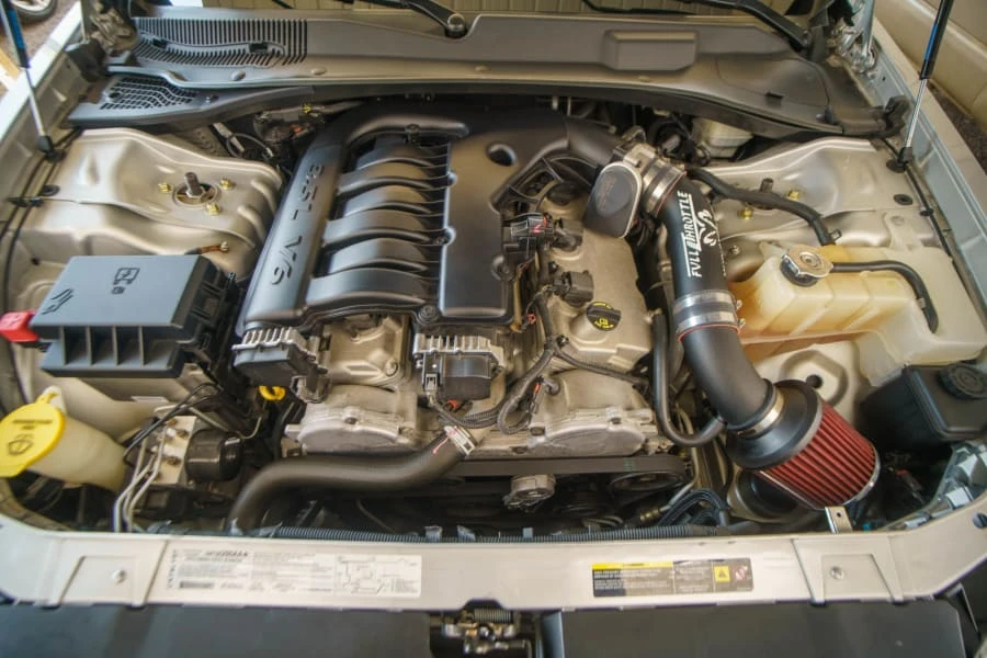 2005 Dodge Magnum 2nd Gen Wagon - Image 19 of 24