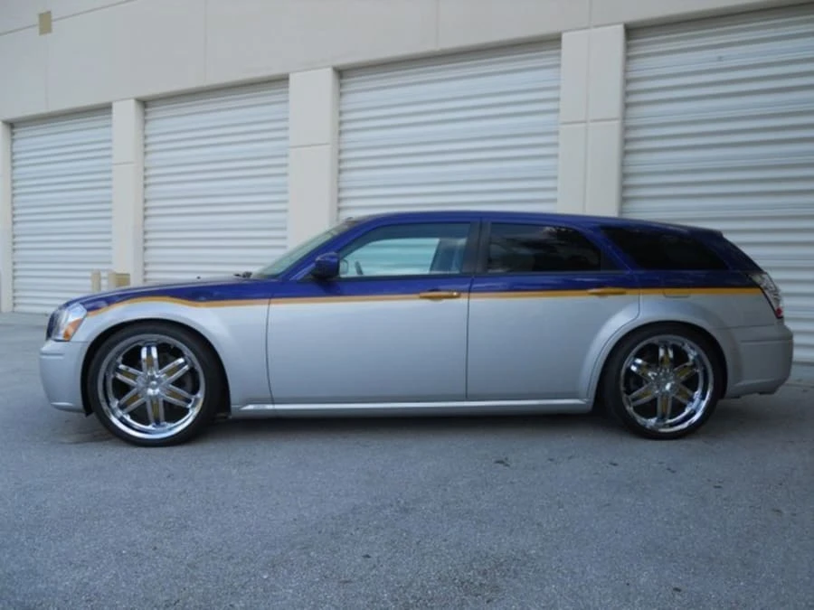 2005 Dodge Magnum 2nd Gen Wagon - Image 6 of 8