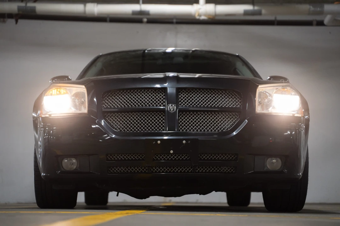 2005 Dodge Magnum 2nd Gen Wagon - Image 23 of 31