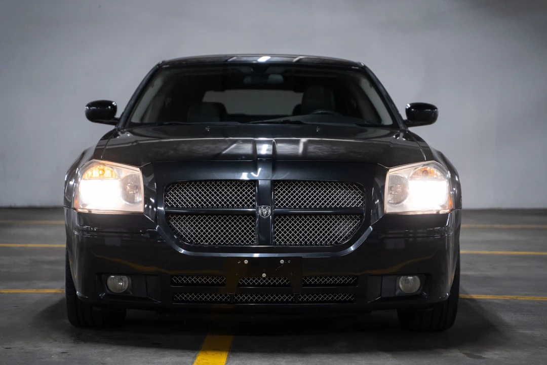 2005 Dodge Magnum 2nd Gen Wagon - Image 22 of 31