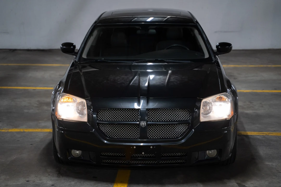 2005 Dodge Magnum 2nd Gen Wagon - Image 21 of 31