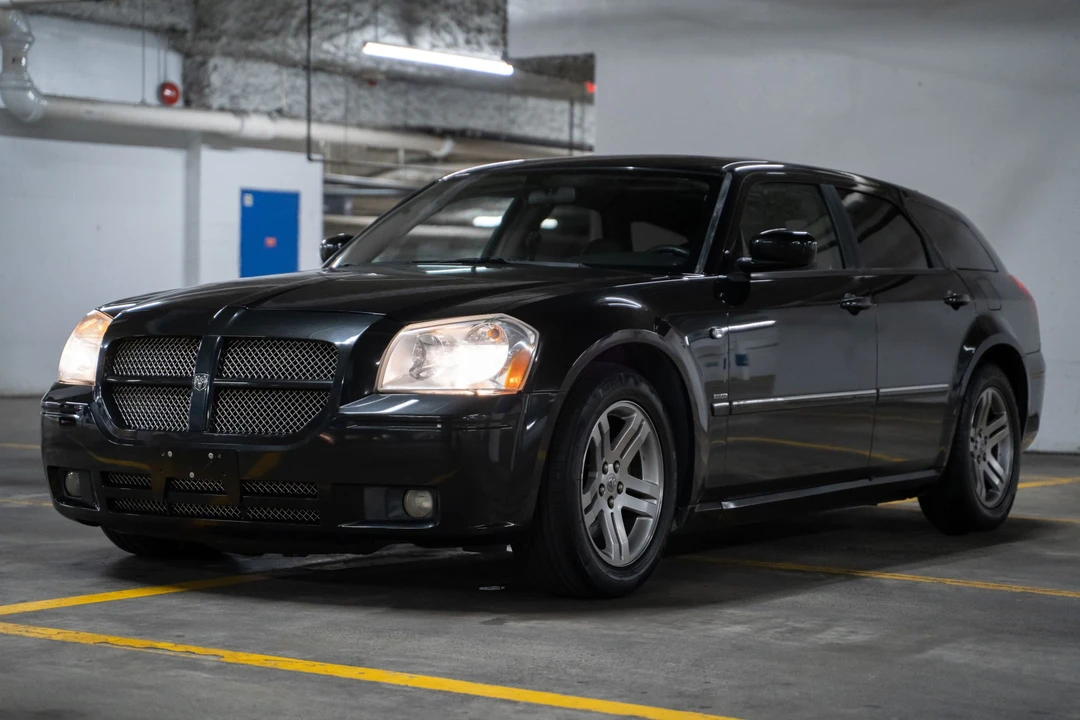 2005 Dodge Magnum 2nd Gen Wagon - Image 5 of 31
