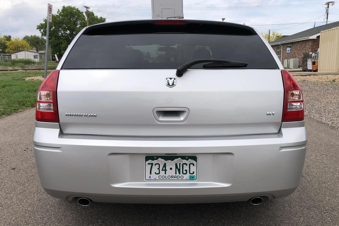 2005 Dodge Magnum 2nd Gen Wagon - Image 5 of 19