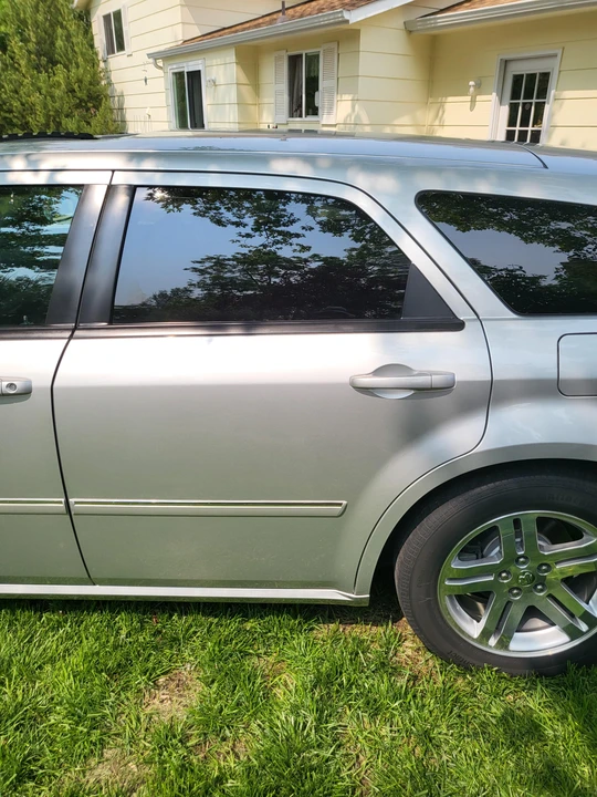 2005 Dodge Magnum 2nd Gen Wagon - Image 11 of 19