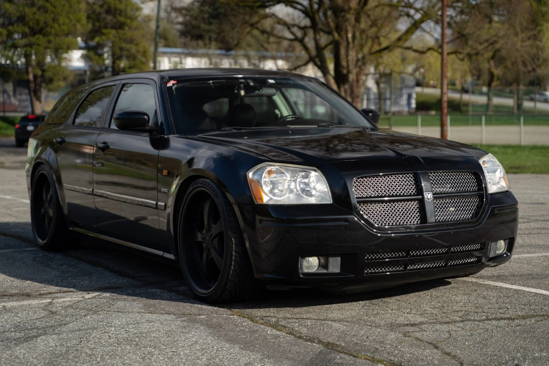 2005 Dodge Magnum 2nd Gen Wagon - Image 22 of 31