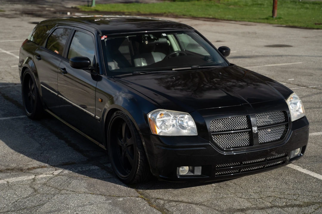 2005 Dodge Magnum 2nd Gen Wagon - Image 21 of 31