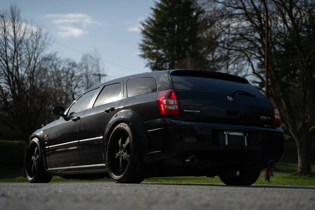 2005 Dodge Magnum 2nd Gen Wagon - Image 8 of 31