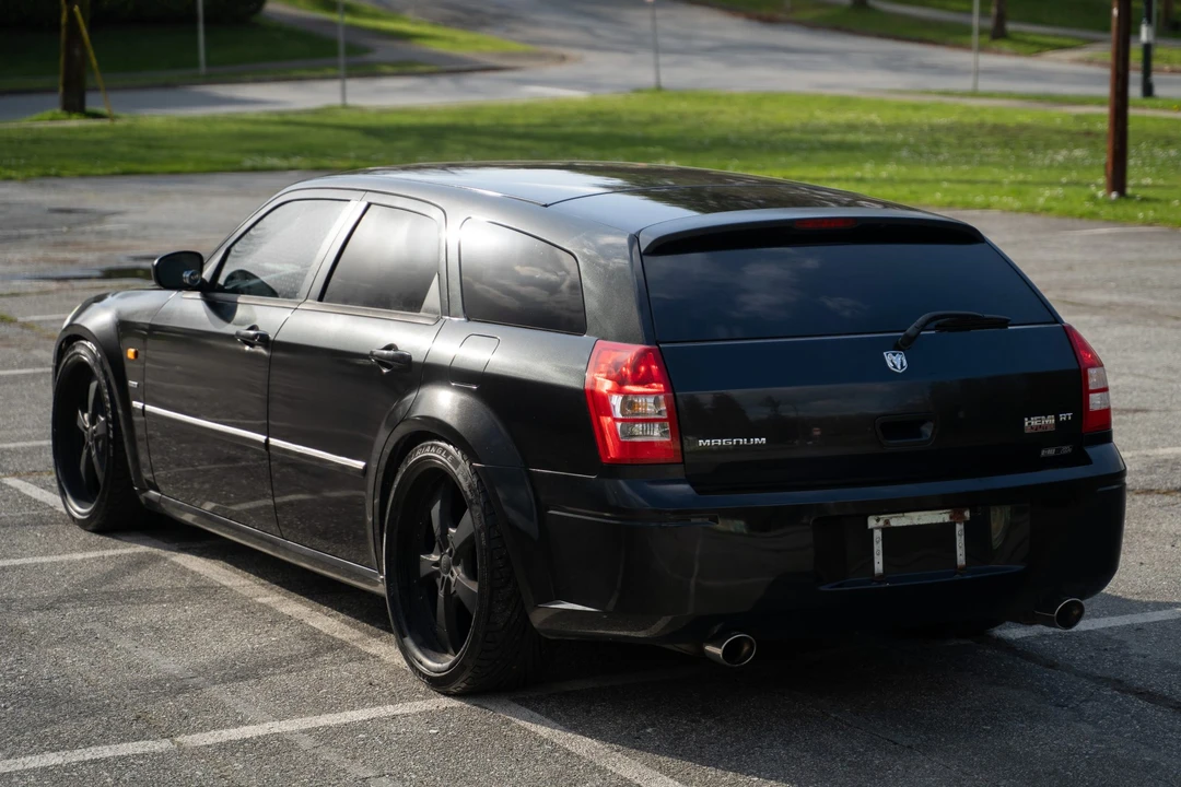 2005 Dodge Magnum 2nd Gen Wagon - Image 9 of 31