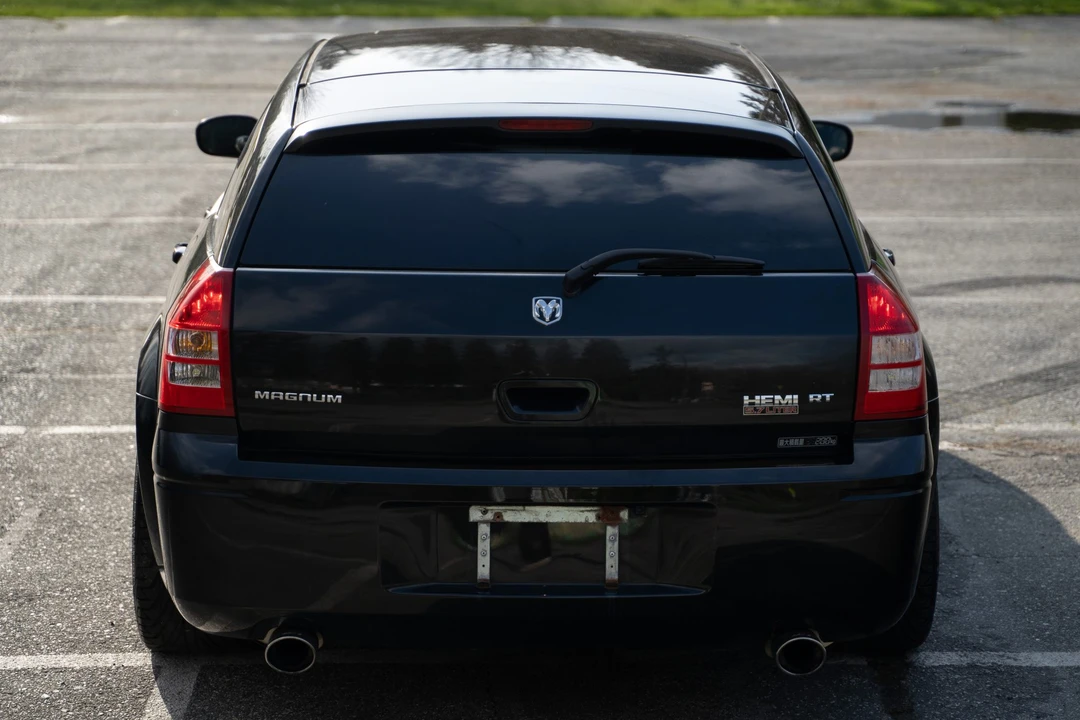 2005 Dodge Magnum 2nd Gen Wagon - Image 14 of 31