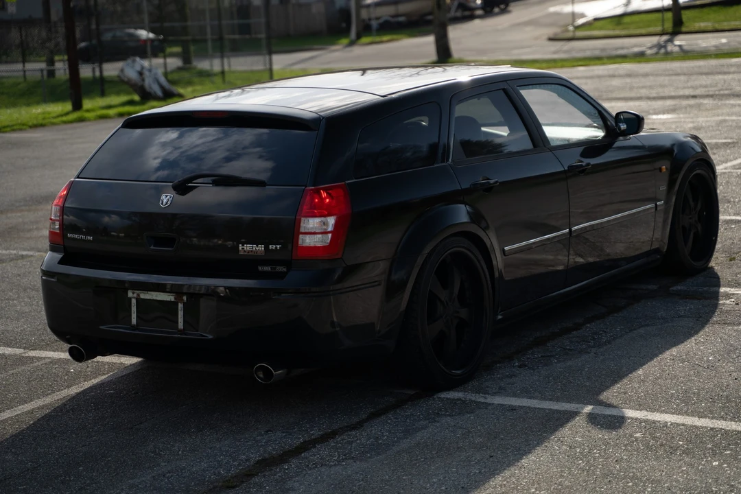 2005 Dodge Magnum 2nd Gen Wagon - Image 17 of 31