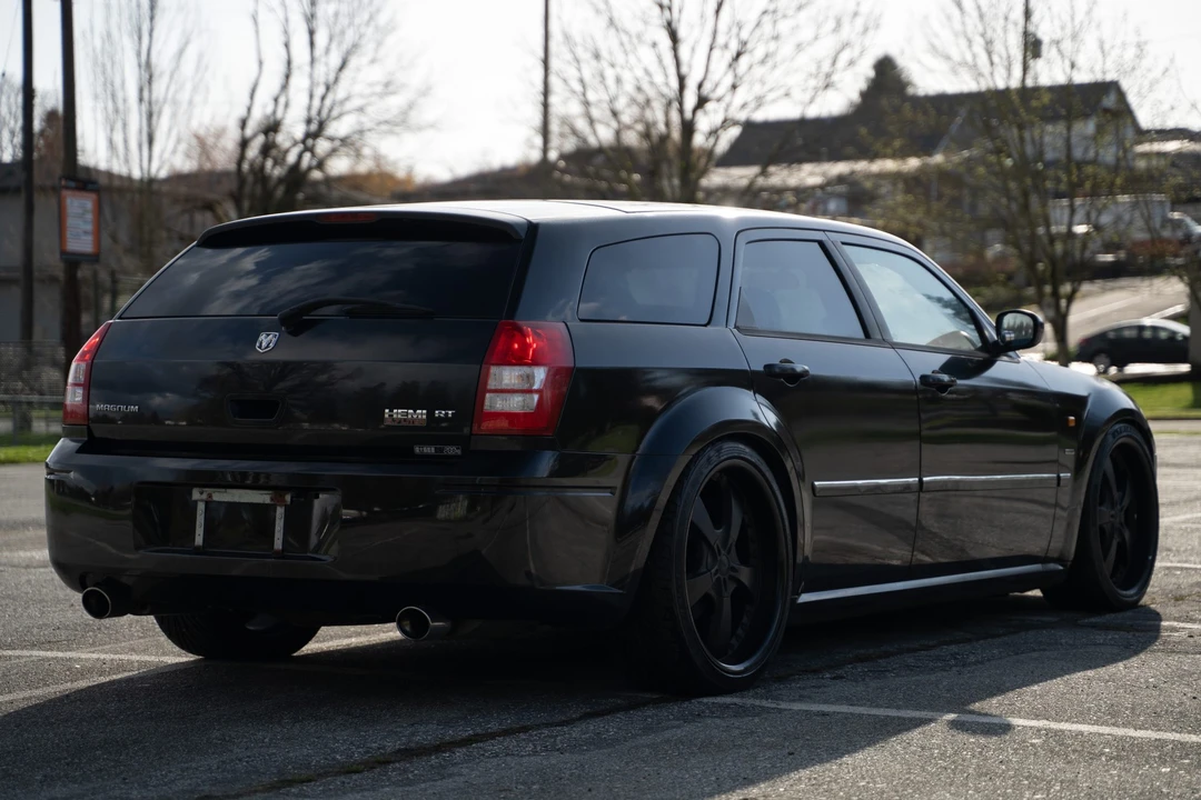 2005 Dodge Magnum 2nd Gen Wagon - Image 18 of 31