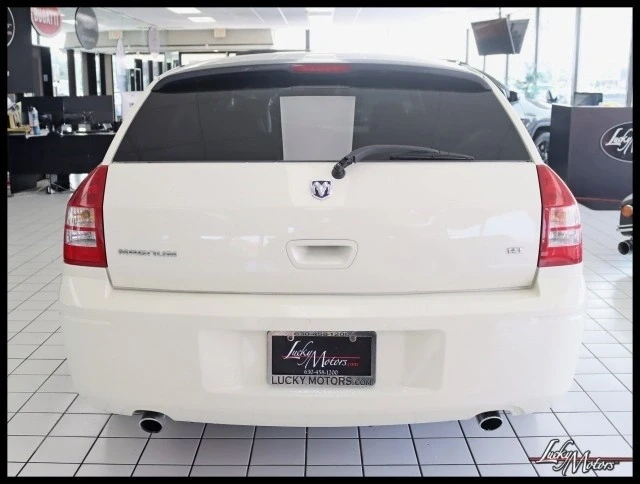 2005 Dodge Magnum 2nd Gen Wagon - Image 11 of 12