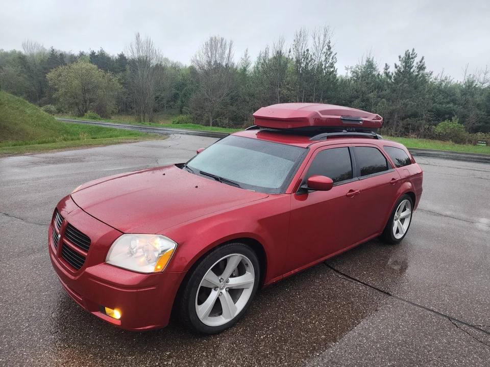 2005 Dodge Magnum 2nd Gen Wagon - Image 9 of 31