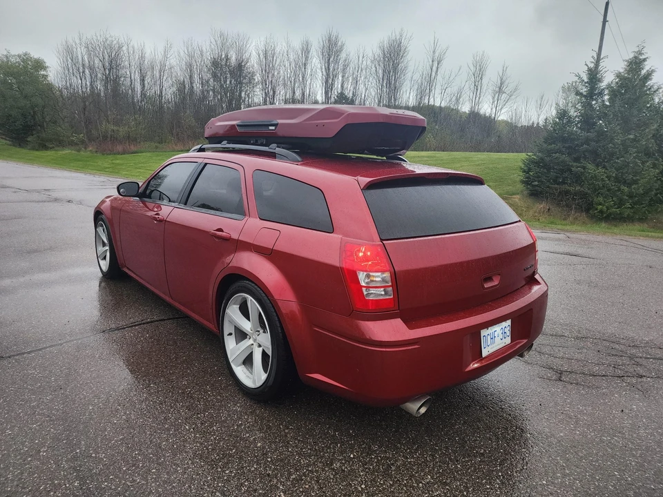 2005 Dodge Magnum 2nd Gen Wagon - Image 12 of 31