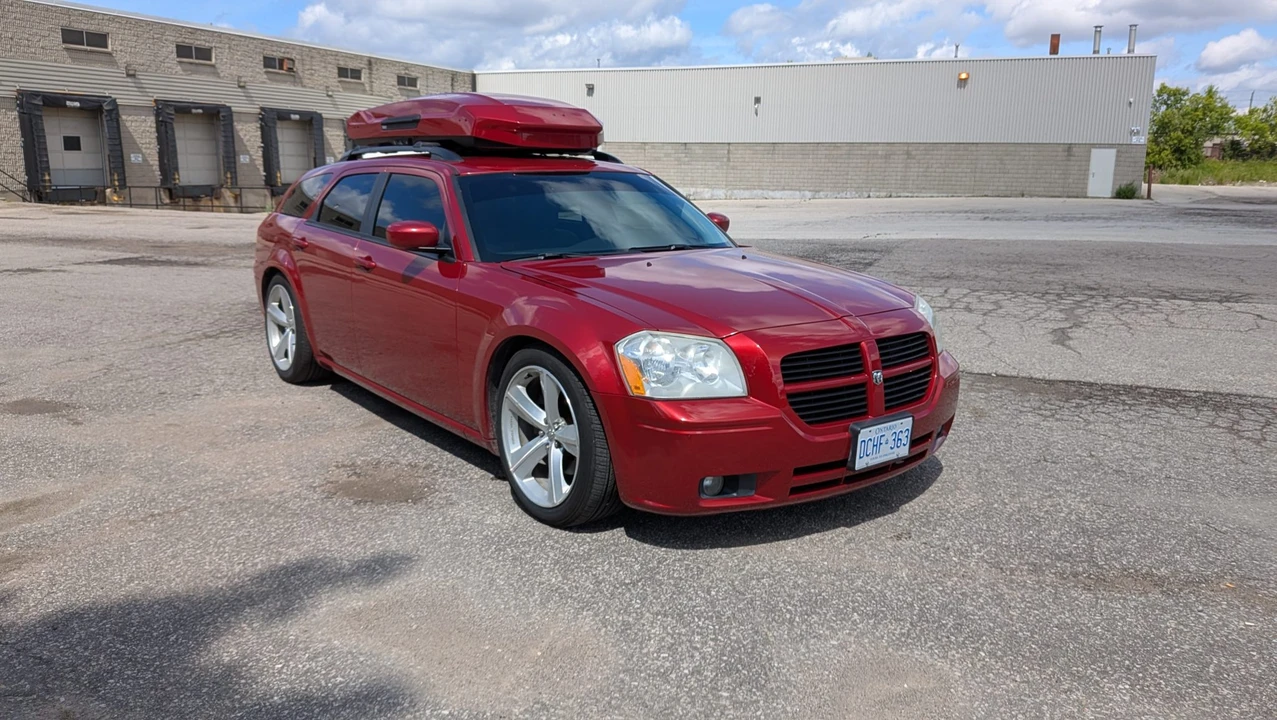 2005 Dodge Magnum 2nd Gen Wagon - Image 7 of 31