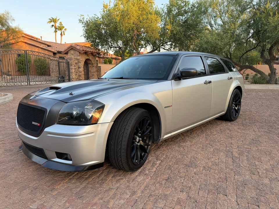2005 Dodge Magnum 2nd Gen Wagon - Image 6 of 31