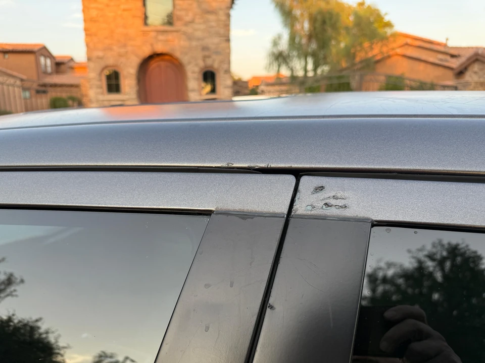 2005 Dodge Magnum 2nd Gen Wagon - Image 10 of 31