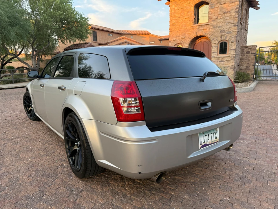 2005 Dodge Magnum 2nd Gen Wagon - Image 7 of 31