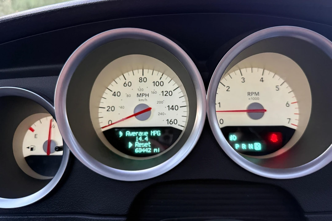 2005 Dodge Magnum 2nd Gen Wagon - Image 20 of 31