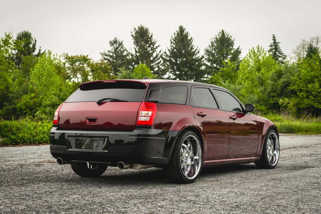 2005 Dodge Magnum 2nd Gen Wagon - Image 28 of 31