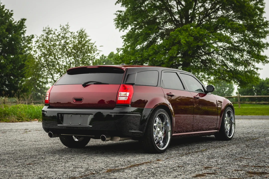 2005 Dodge Magnum 2nd Gen Wagon - Image 27 of 31
