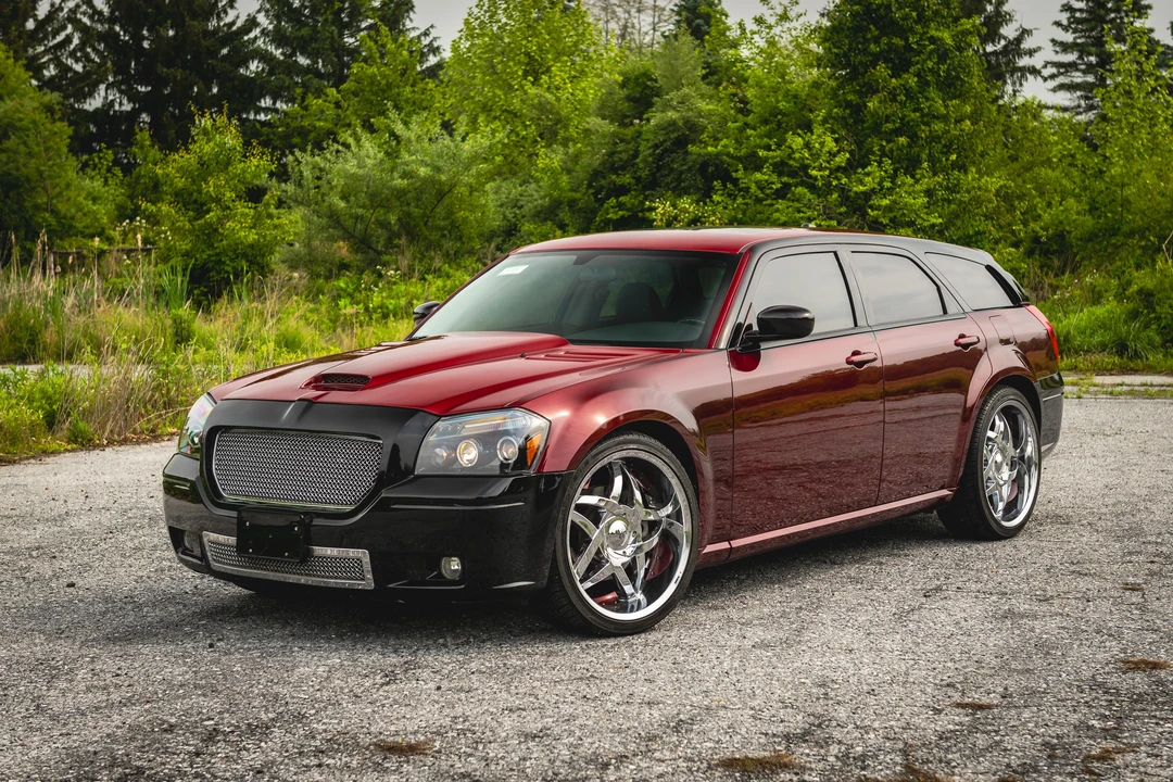 2005 Dodge Magnum 2nd Gen Wagon - Image 9 of 31