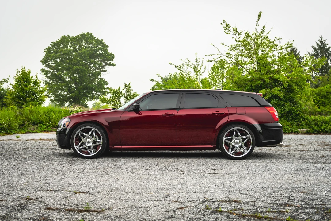 2005 Dodge Magnum 2nd Gen Wagon - Image 18 of 31