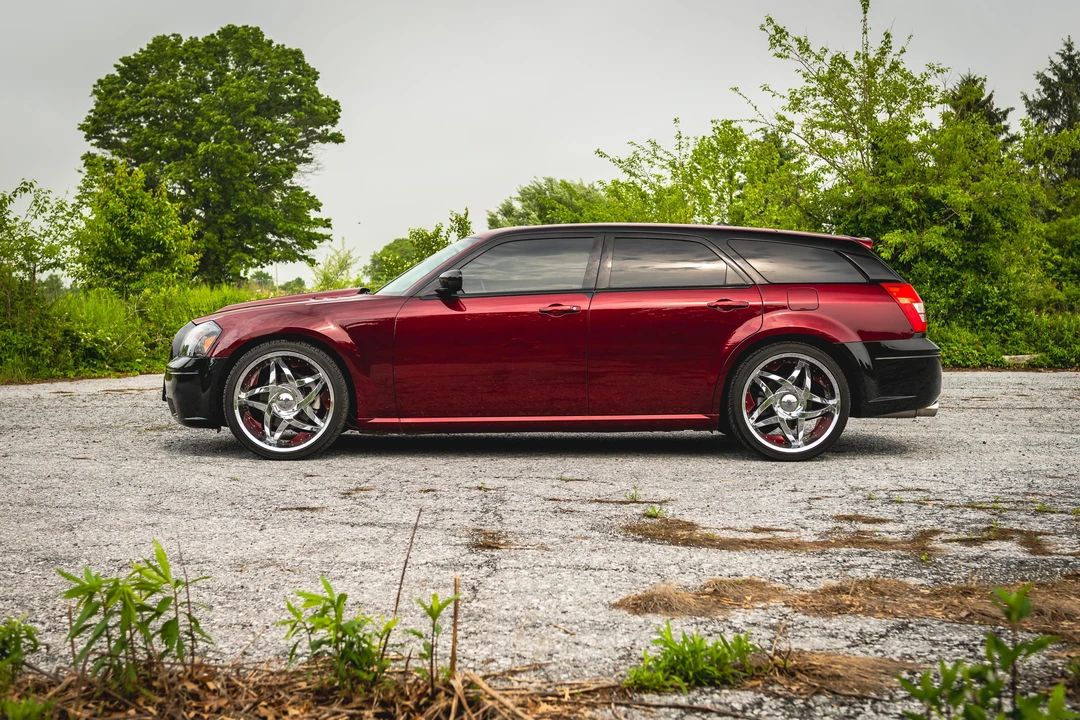 2005 Dodge Magnum 2nd Gen Wagon - Image 16 of 31