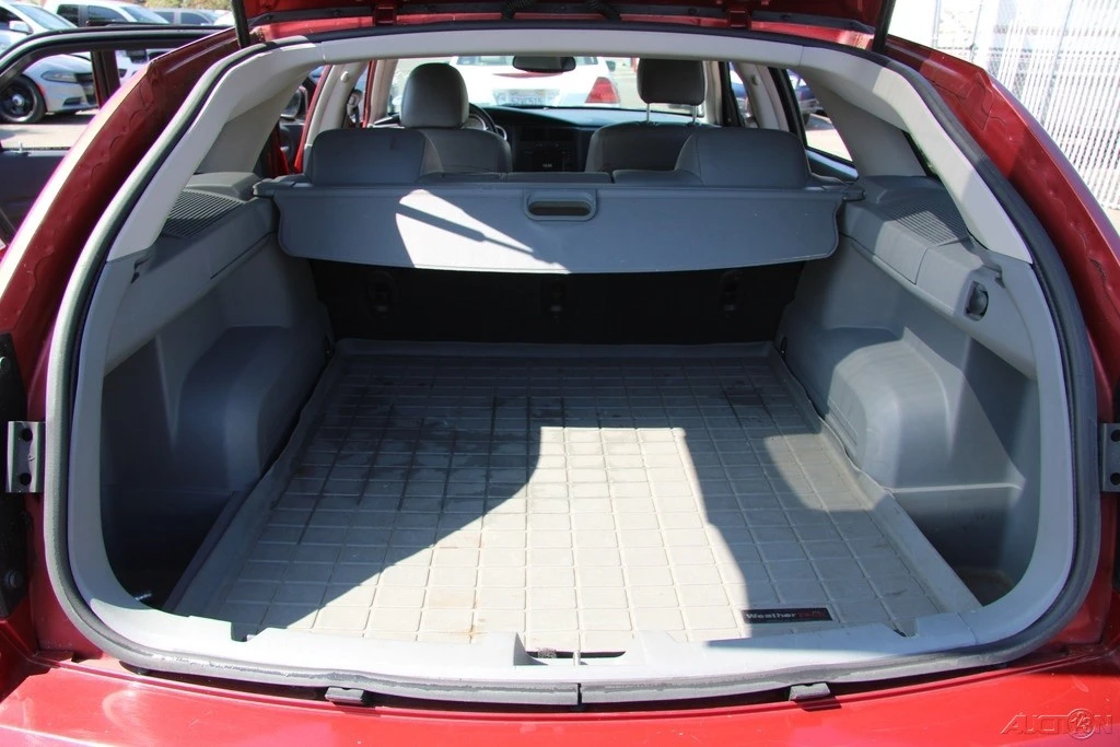 2005 Dodge Magnum 2nd Gen Wagon - Image 20 of 21