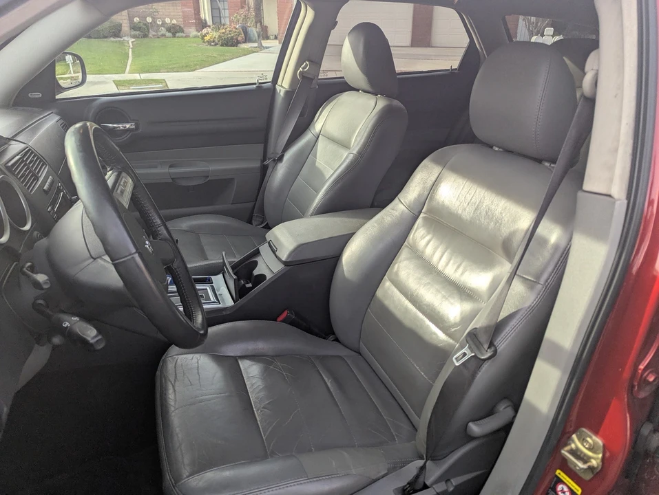 2005 Dodge Magnum 2nd Gen Wagon - Image 9 of 29