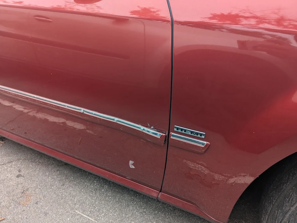 2005 Dodge Magnum 2nd Gen Wagon - Image 24 of 29