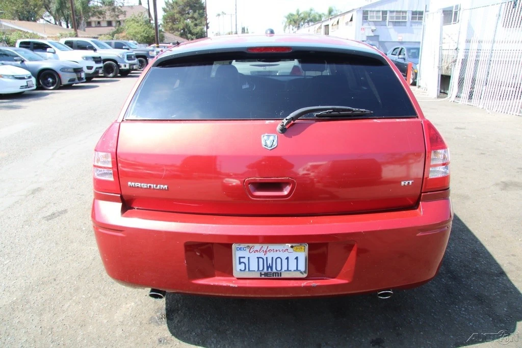 2005 Dodge Magnum 2nd Gen Wagon - Image 5 of 21