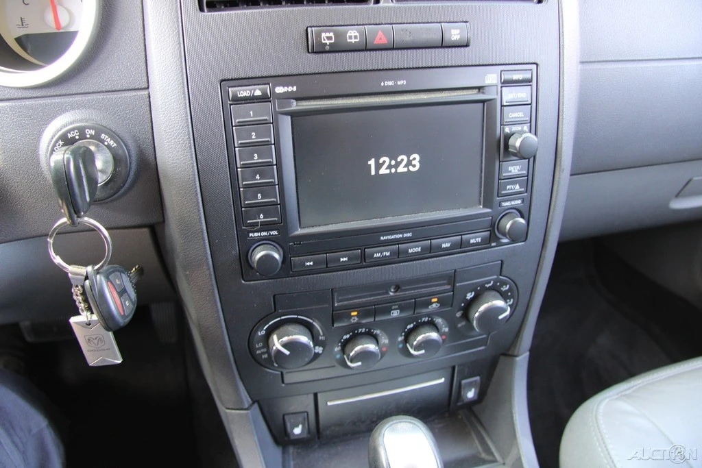 2005 Dodge Magnum 2nd Gen Wagon - Image 16 of 21