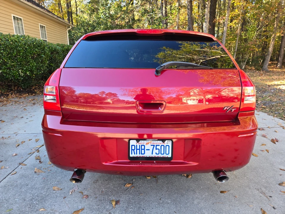 2005 Dodge Magnum 2nd Gen Wagon - Image 6 of 14