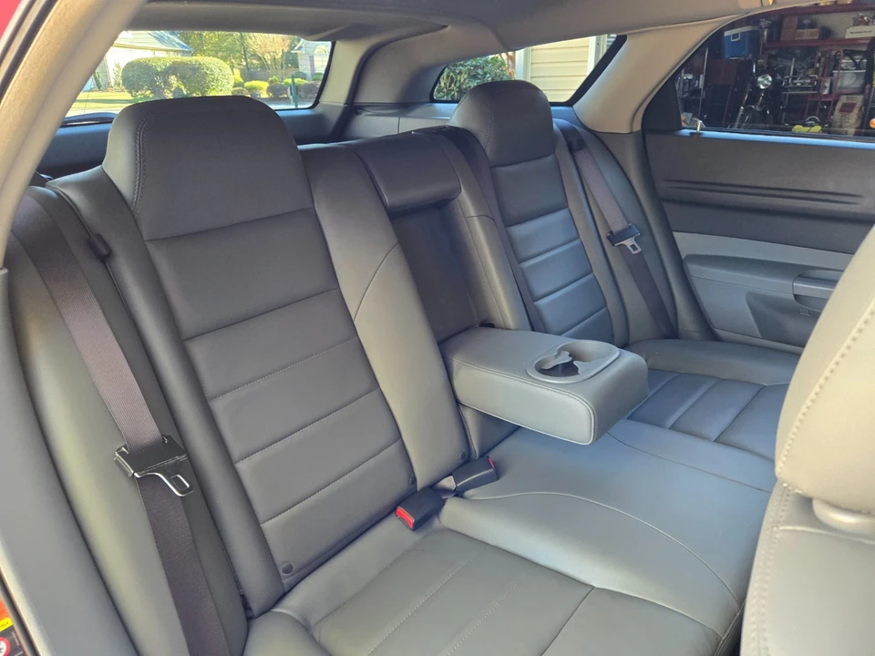 2005 Dodge Magnum 2nd Gen Wagon - Image 11 of 14