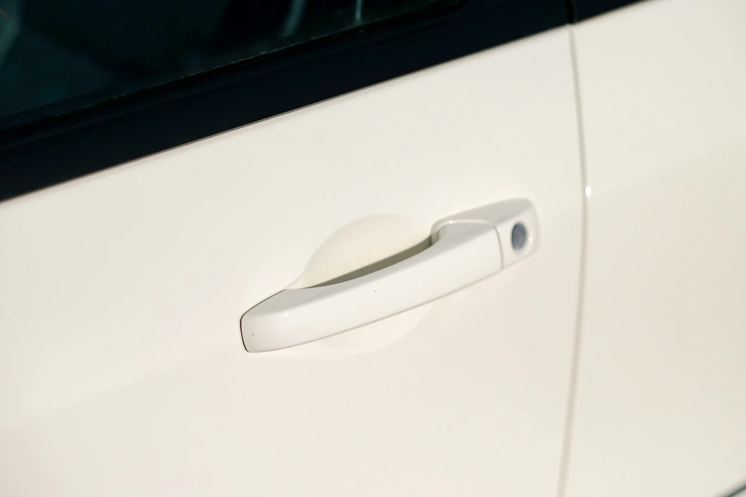 2005 Dodge Magnum 2nd Gen Wagon - Image 28 of 31