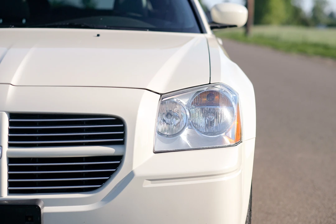 2005 Dodge Magnum 2nd Gen Wagon - Image 24 of 31