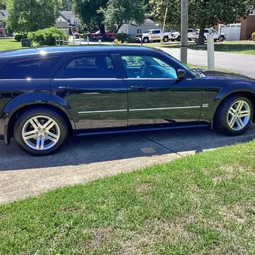 2005 Dodge Magnum RT