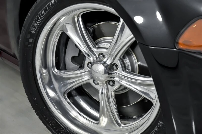 2005 Dodge Magnum 2nd Gen Wagon - Image 3 of 21